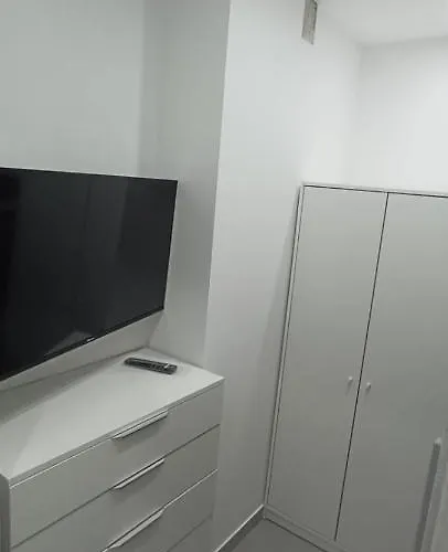 Casa Dolce شقة مينتون